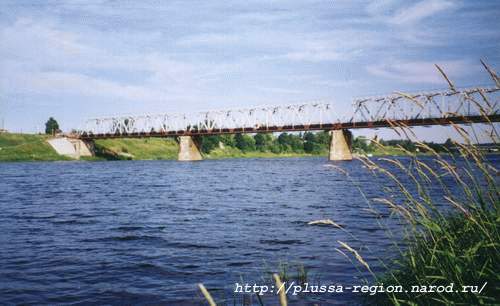 Фото 03. Железнодорожный мост через реку Великая