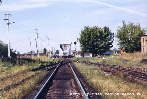 Фото 16. Горловина станции Псков-2 и железнодорожный мост через р.Великая