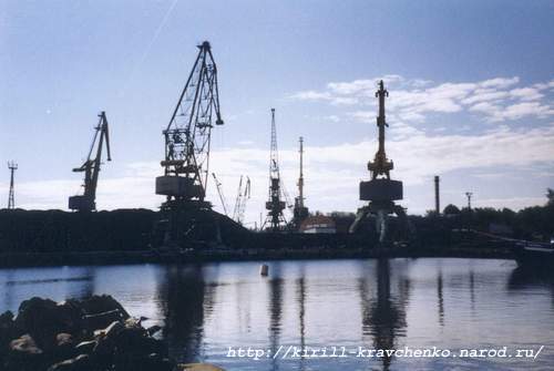 Фото 35. Панорамный вид на речной порт Петрозаводска